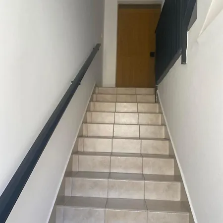 San Niklaw Apartment *