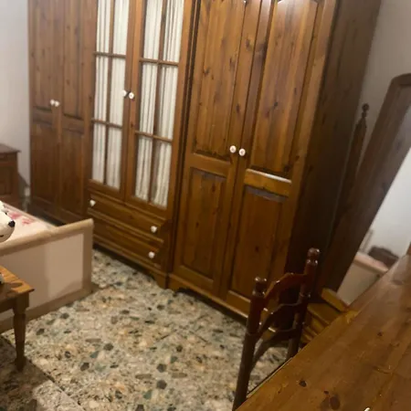 San Niklaw Apartman *